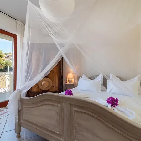 Anja With Garden, Balcony And Sea View, 3 Min Walk To The *